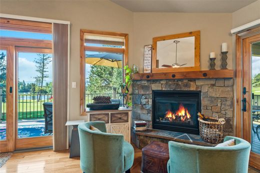 Vrijstaand huis in Bigfork, Flathead County