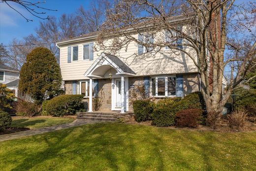 Detached House in Rockville Centre, Nassau County