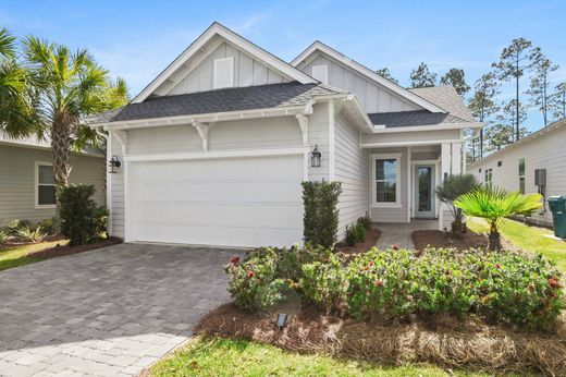 Luxury home in WaterSound, Walton County