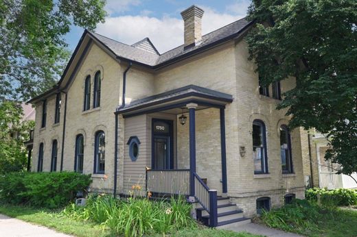 단독 저택 / Milwaukee, Milwaukee County