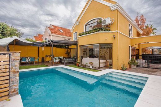 Частный Дом, Las Condes, Provincia de Santiago de Chile