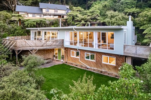 Luxus-Haus in Lower Hutt, Lower Hutt City