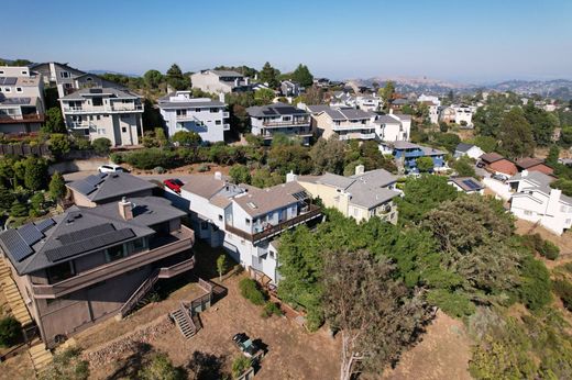 Land in Mill Valley, Marin County