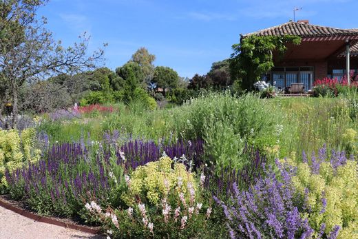 بيت مستقل ﻓﻲ Pozuelo de Alarcón, Provincia de Madrid