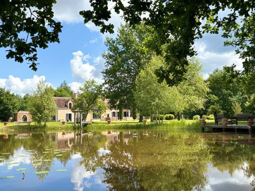 بيت مستقل ﻓﻲ Ménestreau-en-Villette, Loiret