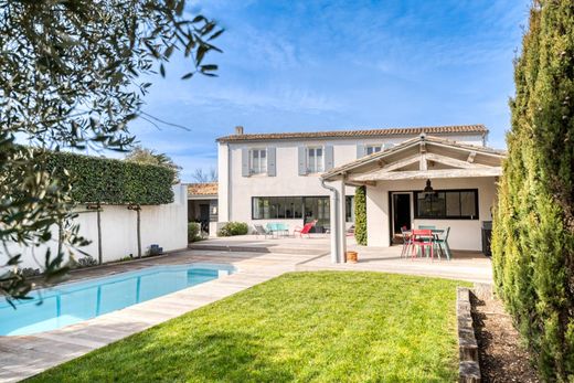 Detached House in Le Bois-Plage-en-Ré, Charente-Maritime