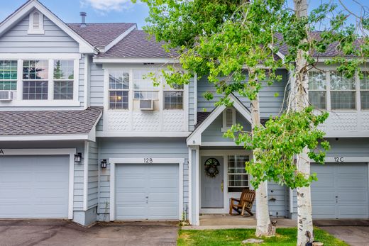 Таунхаус, Edwards, Eagle County