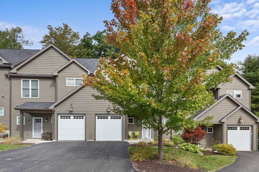 Apartment in Lenox, Berkshire County