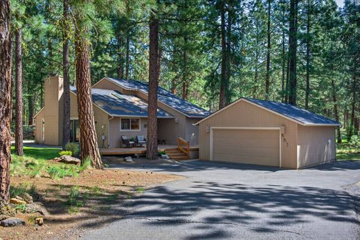 Luxury home in Black Butte Ranch, Deschutes County