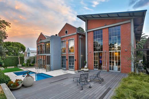 Dom jednorodzinny w Johannesburg, City of Johannesburg Metropolitan Municipality