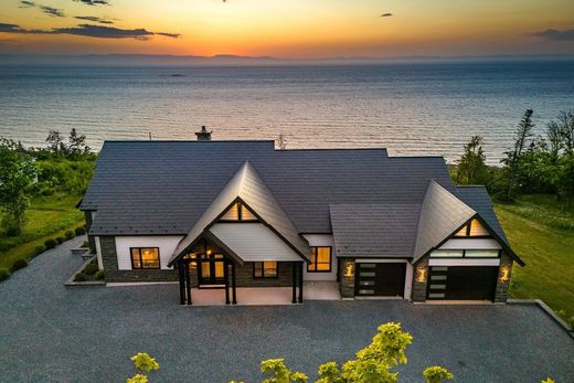 独立式房屋  Cacouna, Bas-Saint-Laurent