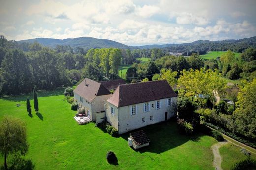 Müstakil ev Gourdon, Lot