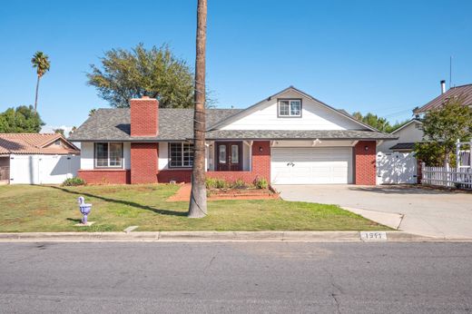 بيت مستقل ﻓﻲ Corona, Riverside County