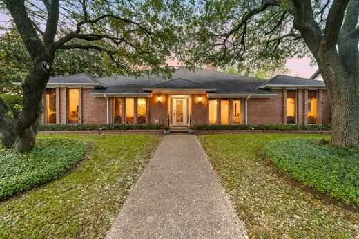 Detached House in Dallas, Dallas County