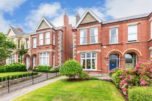 Yarɪ müstakil ev Dublin, Dublin City