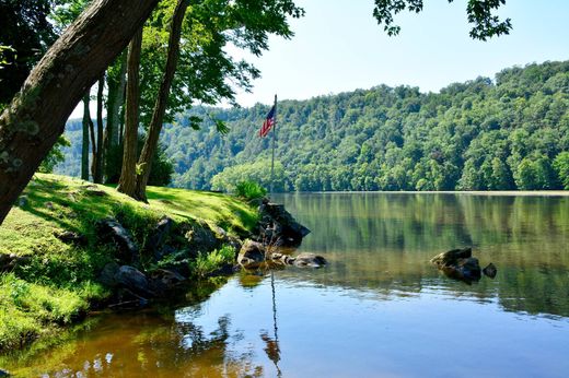 Detached House in Bridgewater, Litchfield County