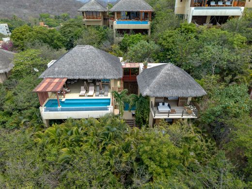 Villa in Santa María Huatulco, Oaxaca