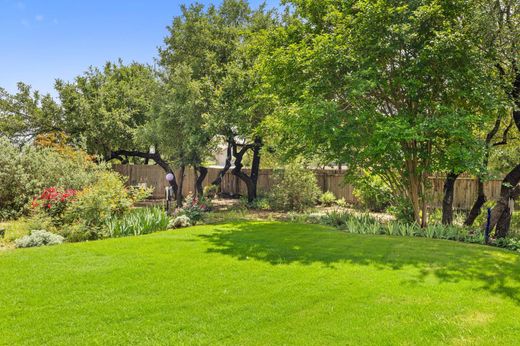 Detached House in Dripping Springs, Hays County