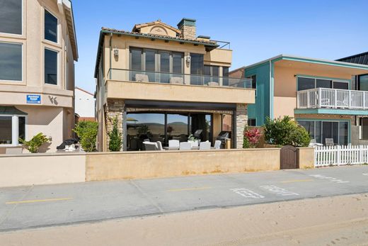 Detached House in Newport Beach, Orange County