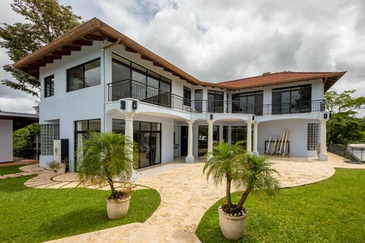 Detached House in Sámara, Nicoya