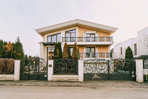 Casa Unifamiliare a Cluj-Napoca, Municipiul Cluj-Napoca