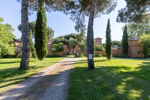 Detached House in Toulouse, Upper Garonne