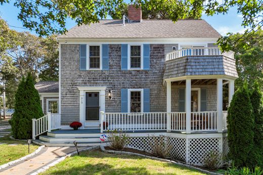 Detached House in South Chatham, Barnstable County