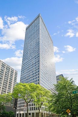 Apartment in Chicago, Cook County