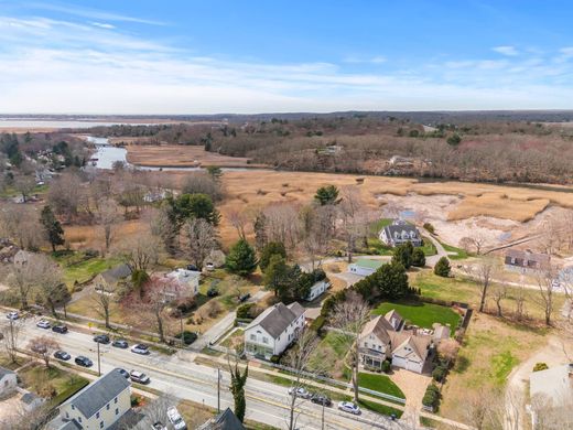 Detached House in Old Lyme, New London County