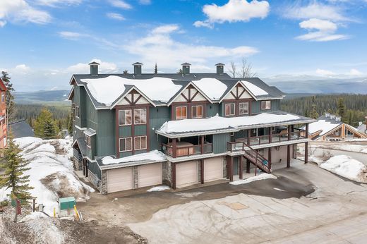 타운 하우스 / Big White Ski, British Columbia