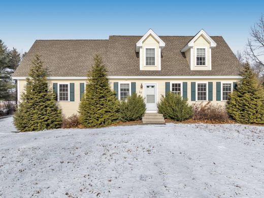 Detached House in Lancaster, Worcester County