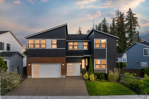 Luxury home in West Linn, Clackamas County