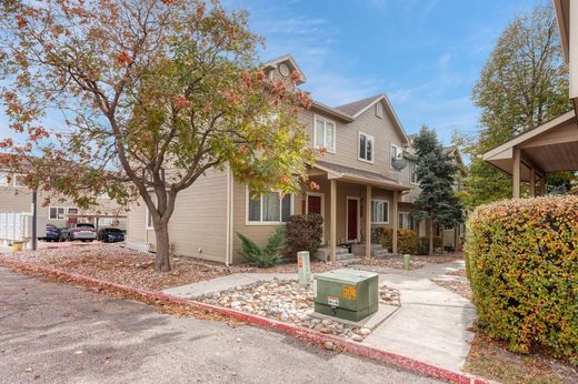 Townhouse in Colorado Springs, El Paso County