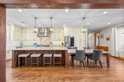 Detached House in Evergreen, Jefferson County