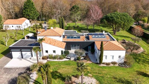 Casa Independente - Jazennes, Charente-Maritime