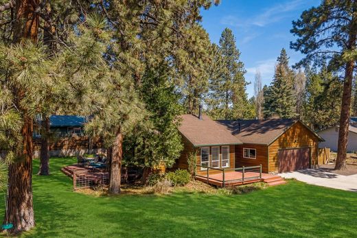 Luxury home in Bend, Deschutes County