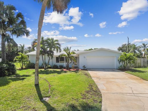 Detached House in Satellite Beach, Brevard County