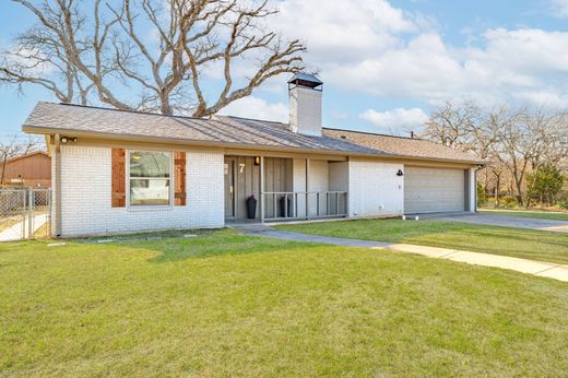 Detached House in Mineral Wells, Palo Pinto County