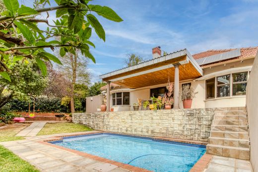 Dom jednorodzinny w Johannesburg, City of Johannesburg Metropolitan Municipality