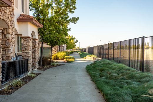 Apartment in Lincoln, Placer County