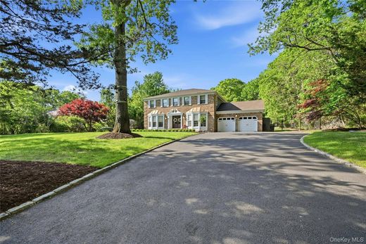 Detached House in Stony Brook, Suffolk County