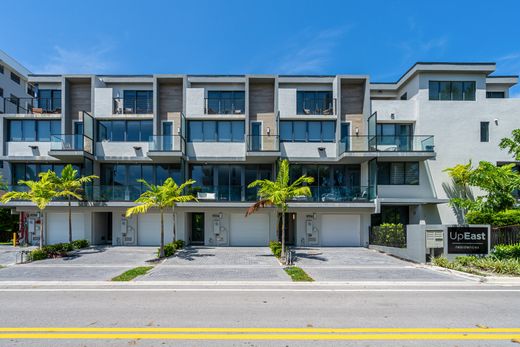 Bay Harbor Islands, Miami-Dade Countyのアパートメント