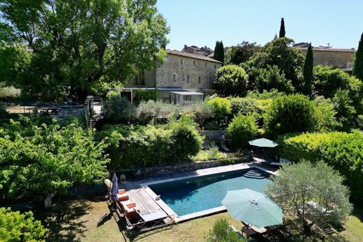 Vrijstaand huis in Goudargues, Gard