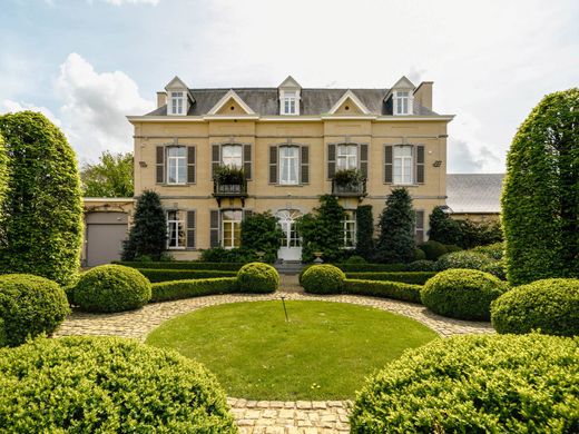 Luxe woning in Éghezée, Namen