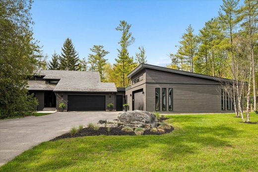 Detached House in Conestogo, Regional Municipality of Waterloo