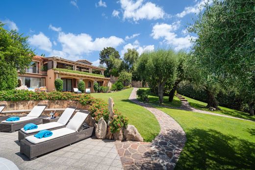 Casa Unifamiliare a Porto Rotondo, Sassari