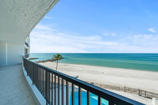 Apartment in Naples, Collier County