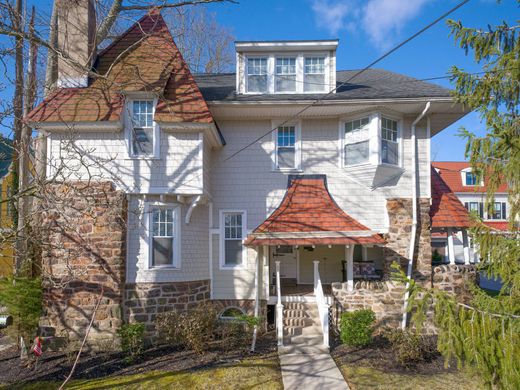 Dom jednorodzinny w Wayne, Delaware County