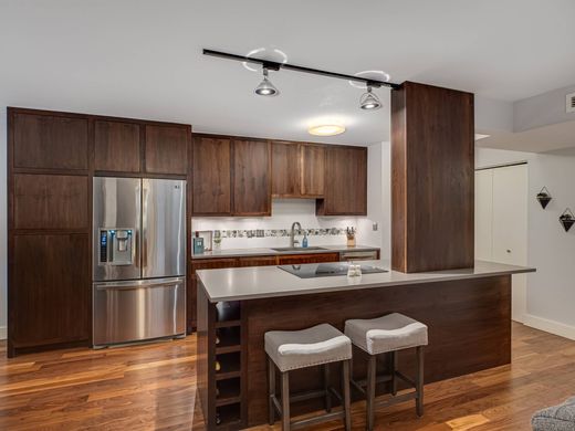 Apartment in Minneapolis, Hennepin County