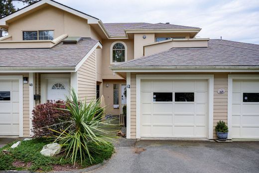 Таунхаус, Esquimalt, Capital Regional District